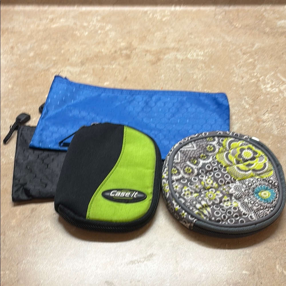 4 travel bags